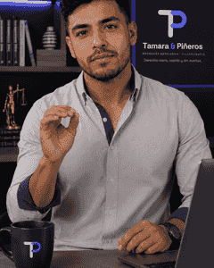 Dr. Raúl González — abogado